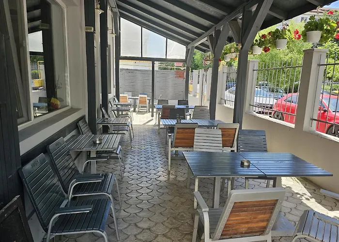 Georgiana 2 Πανσιόν 3*